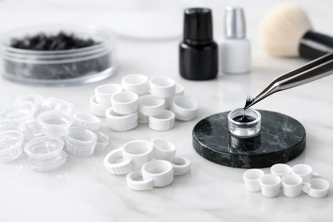 Lash Glue Cups Bulk: What Pros Should Buy
